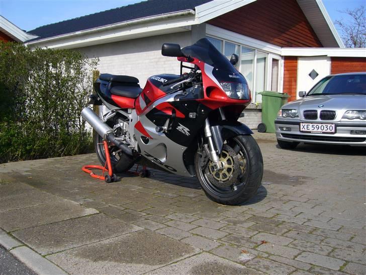 Suzuki GSXR 750 billede 6