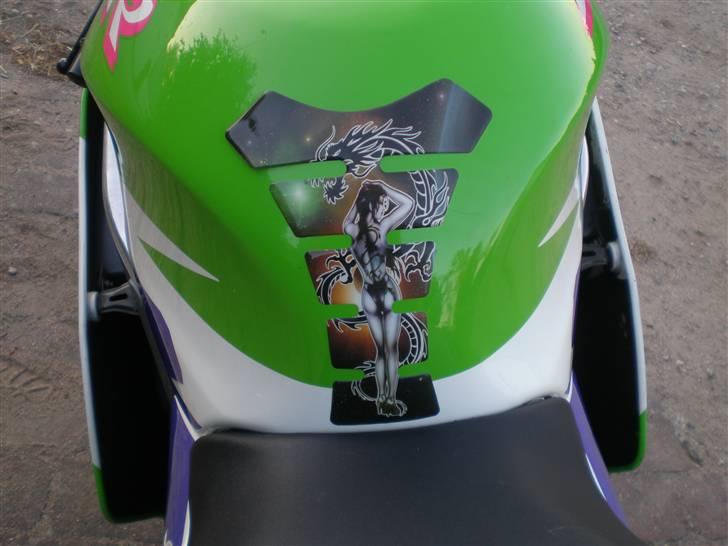 Kawasaki zxr 750 solgt billede 12