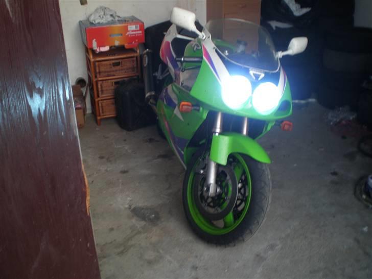 Kawasaki zxr 750 solgt billede 13