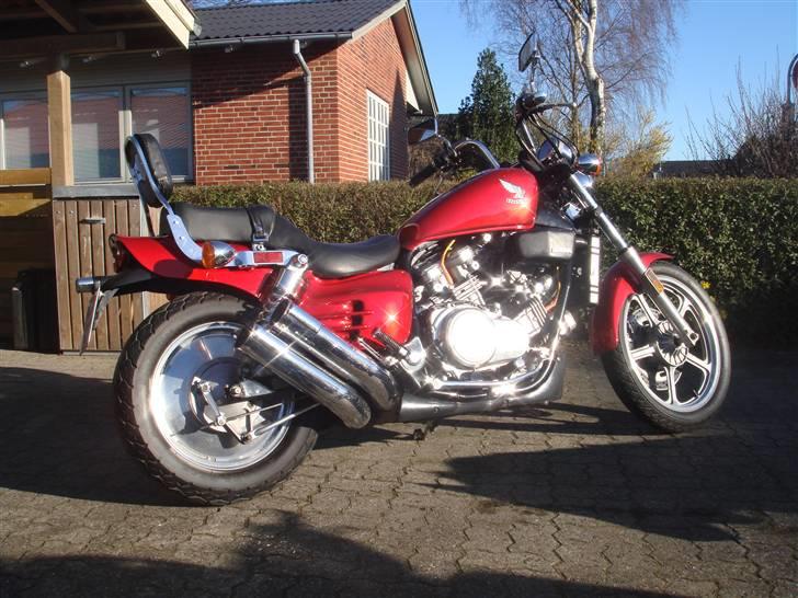Honda Super Magna billede 3