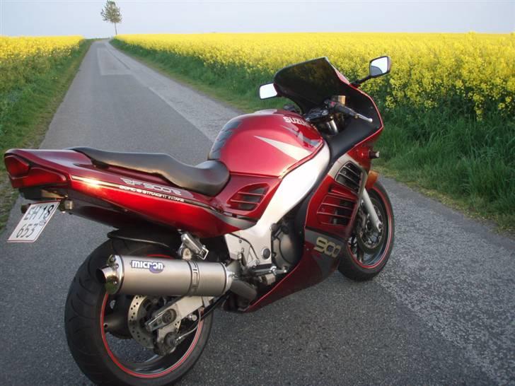 Suzuki RF 900R Solgt - Foråret 2009 billede 16