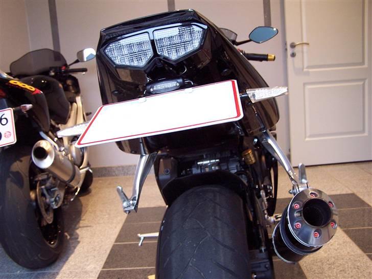 Yamaha yzf r6 Model '05 *Solgt* billede 10