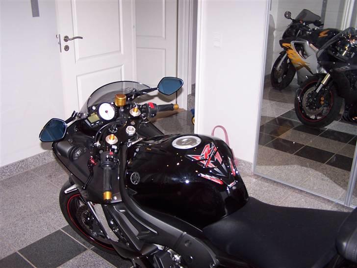 Yamaha yzf r6 Model '05 *Solgt* billede 12