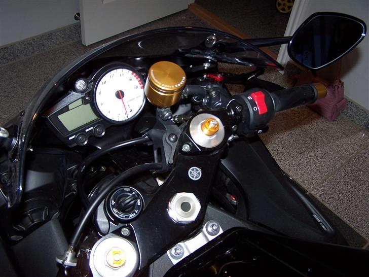 Yamaha yzf r6 Model '05 *Solgt* billede 13