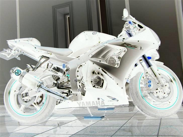 Yamaha yzf r6 Model '05 *Solgt* billede 18