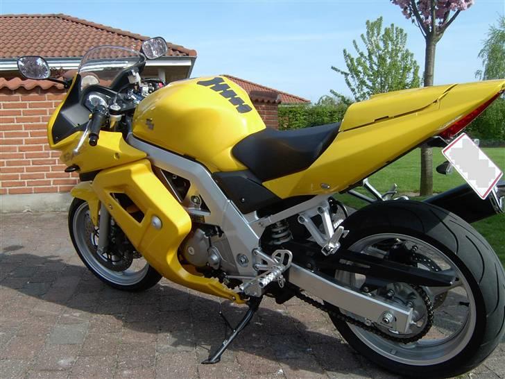 Suzuki SV 650 S ( SOLGT ) billede 6