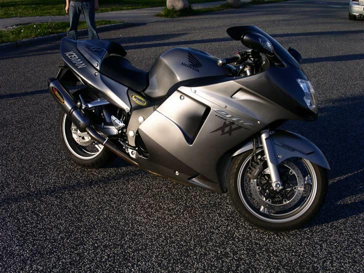 Honda CBR 1100   ( Solgt ) billede 19