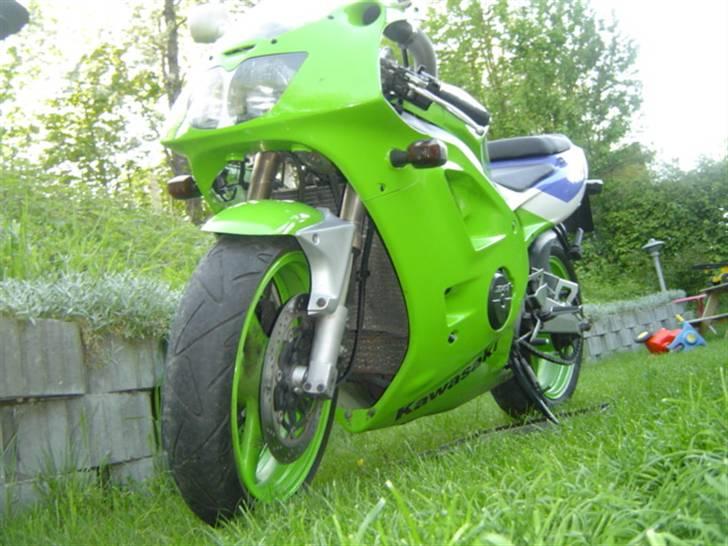 Kawasaki ZXR 400 billede 5