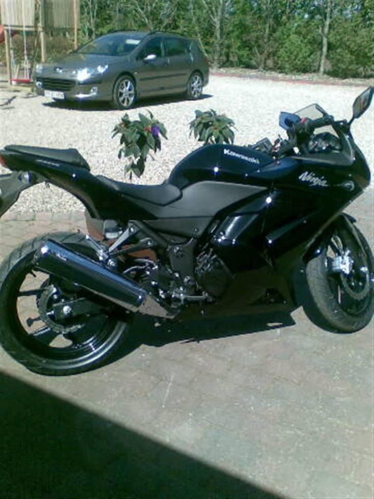 Kawasaki Ninja 250R (Solgt) billede 1