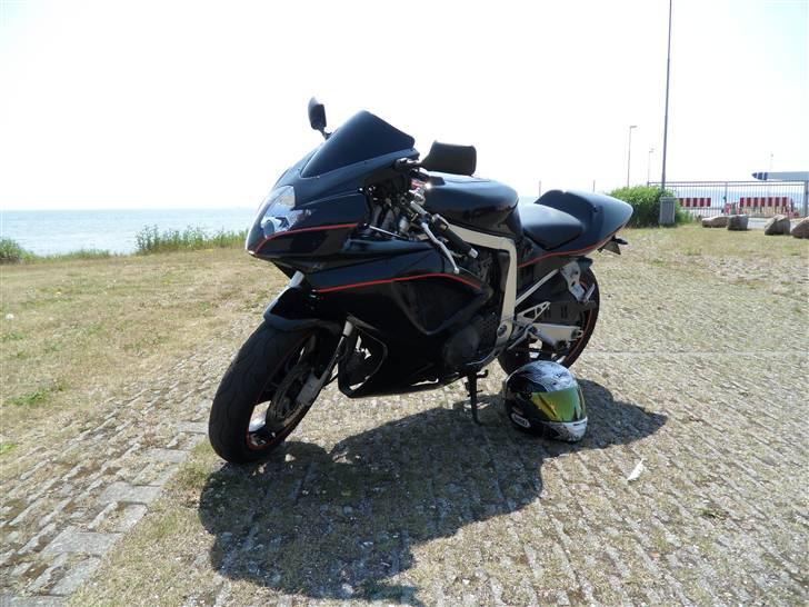 Suzuki GSXR 750 K7SP1 Rebuild (Solgt) billede 3