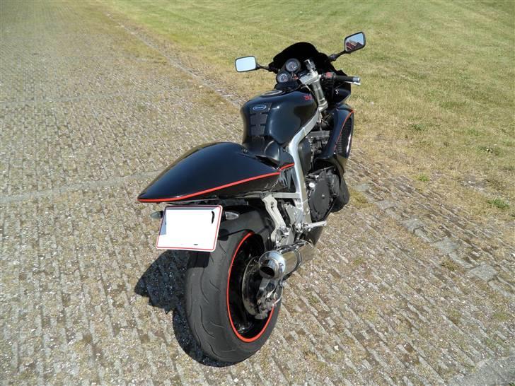 Suzuki GSXR 750 K7SP1 Rebuild (Solgt) billede 6