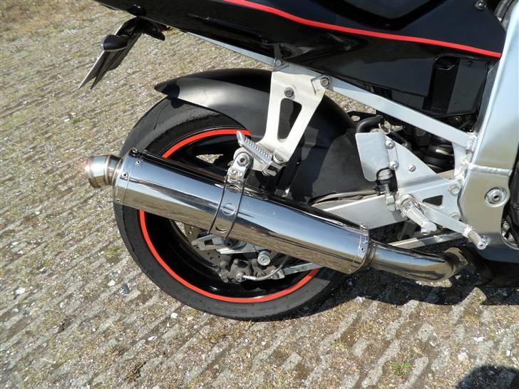 Suzuki GSXR 750 K7SP1 Rebuild (Solgt) billede 10