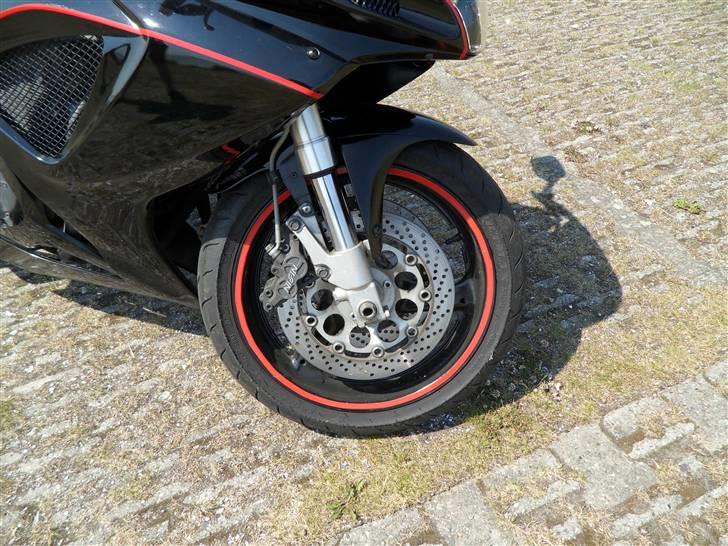 Suzuki GSXR 750 K7SP1 Rebuild (Solgt) billede 16