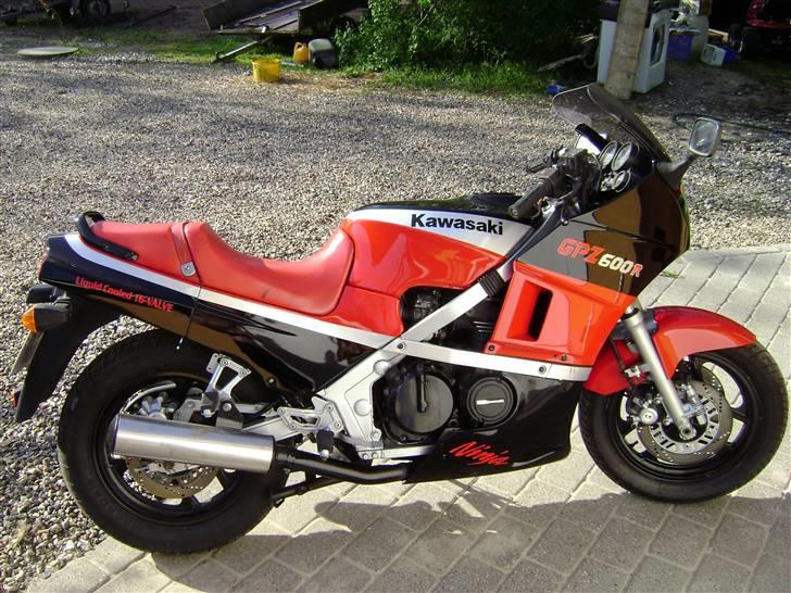  Kawasaki  GPZ  600  R  Billeder af mc er Uploaded af Claus K