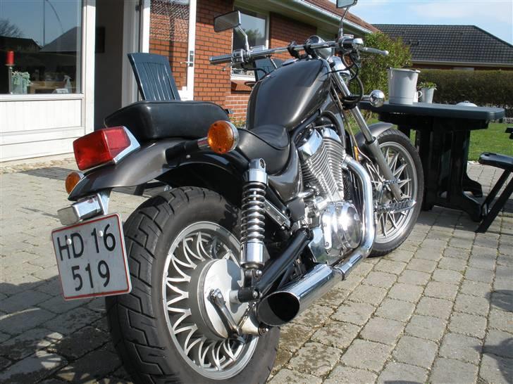 Suzuki vs 700- SOLGT billede 9