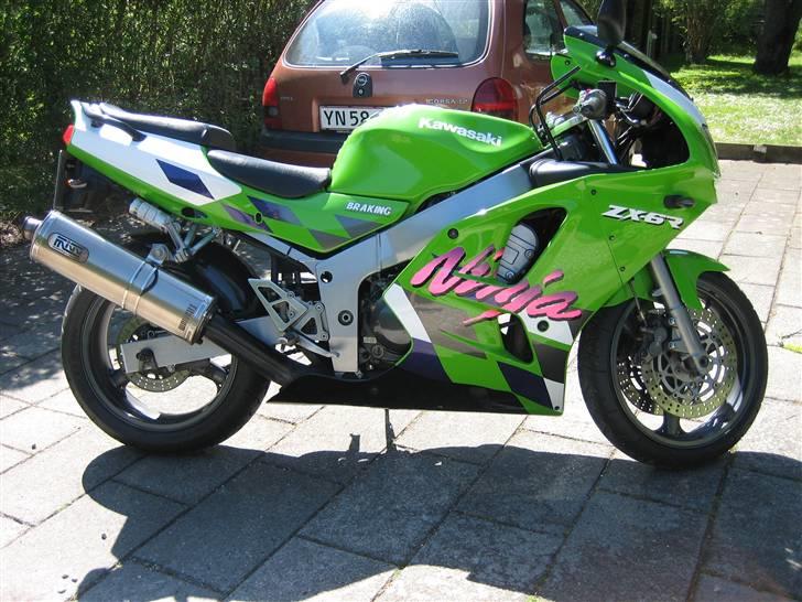 Kawasaki ZX6R *SOLGT* billede 1