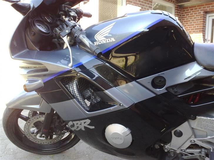 Honda CBR600F2 (solgt) billede 10