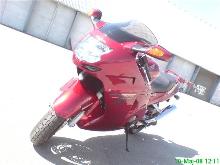 Honda CBR1100XX Super Blackbird billede 4