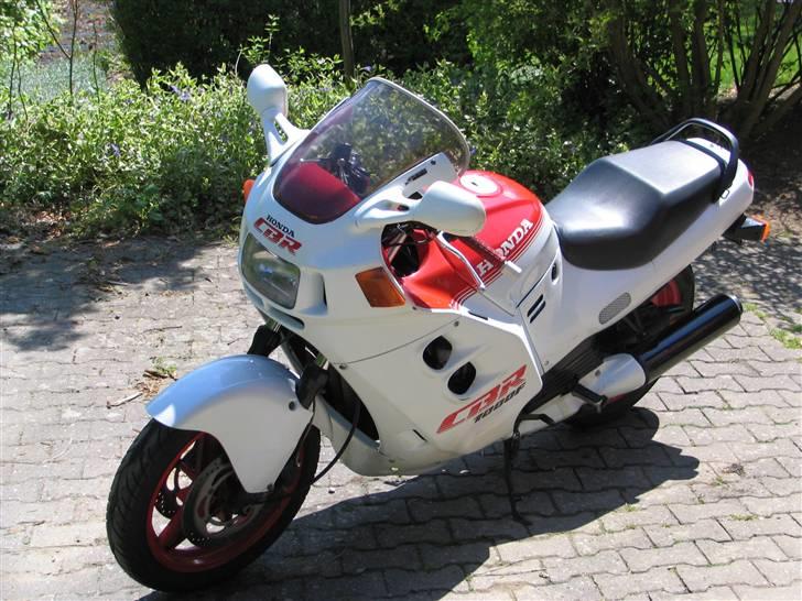 Honda cbr 1000f sc21 billede 5