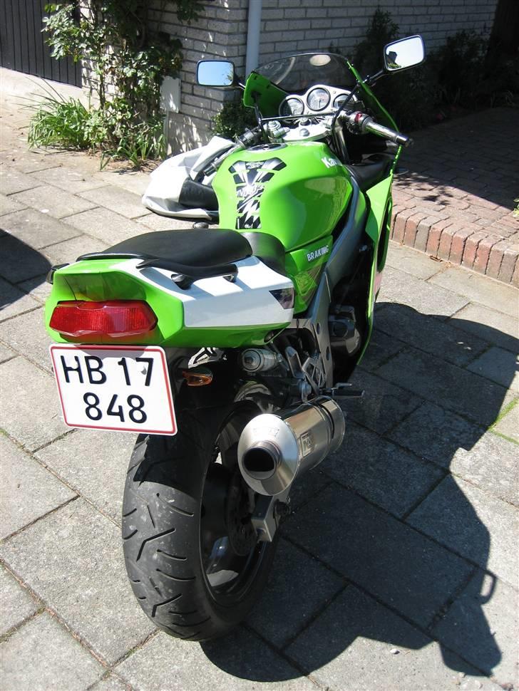 Kawasaki ZX6R *SOLGT* billede 3