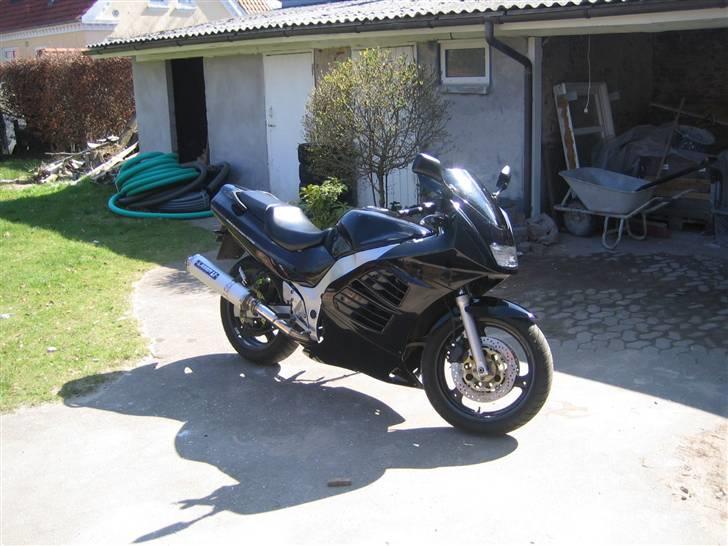 Suzuki RF600 R - Solgt billede 2