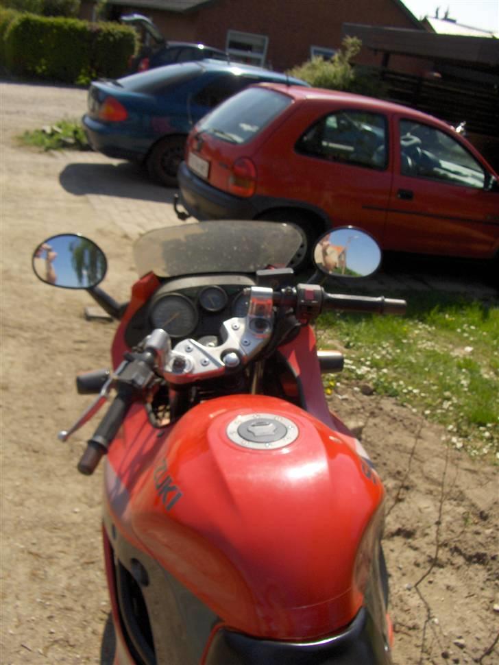 Suzuki gsx 750 f *solgt* billede 4