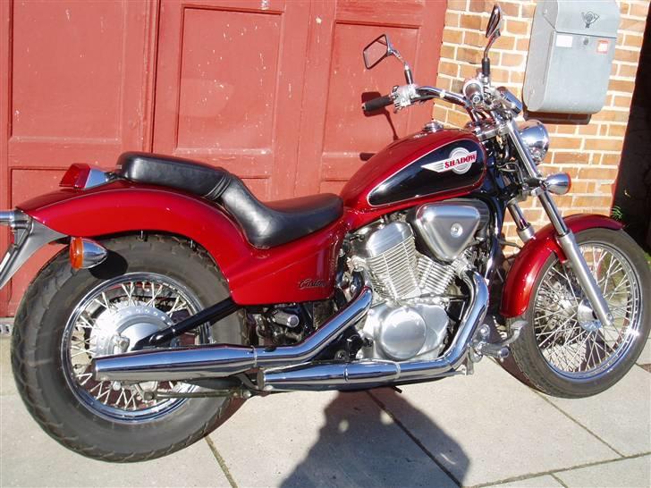 Honda Shadow VT 600 - Lige et mere i en anden vinkel billede 3