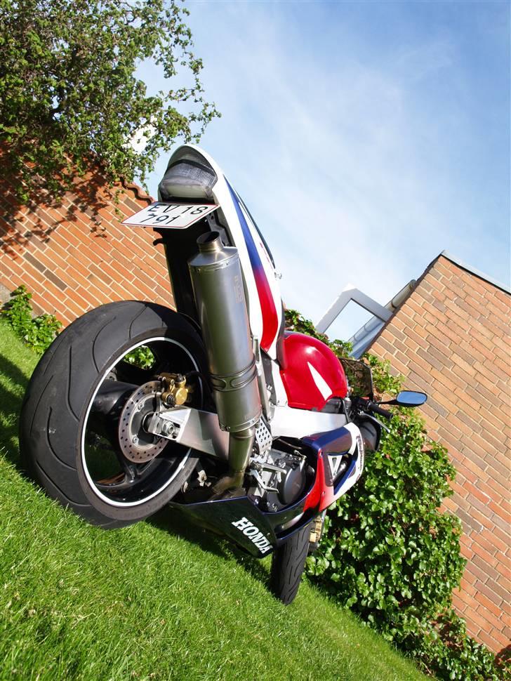 Honda Fireblade 929 SC44 Billeder af mcer Uploaded af