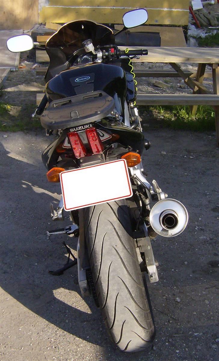 Suzuki SV650S (SOLGT) - Udskiftet nummerpladeholder, samt andre blinklys billede 4