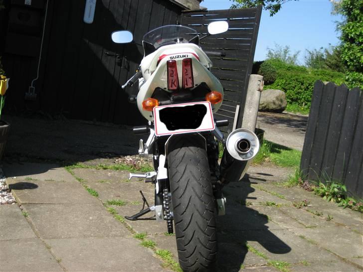 Suzuki sv650sak8 (solgt) billede 9