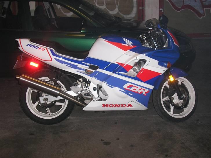 Honda CBR 600 F2 billede 8