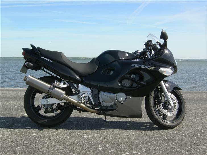 Suzuki GSX 750 F billede 3