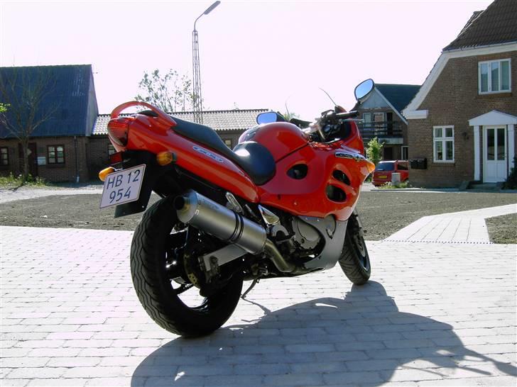 Suzuki GSX600F - lige samlet efter rengøring billede 2