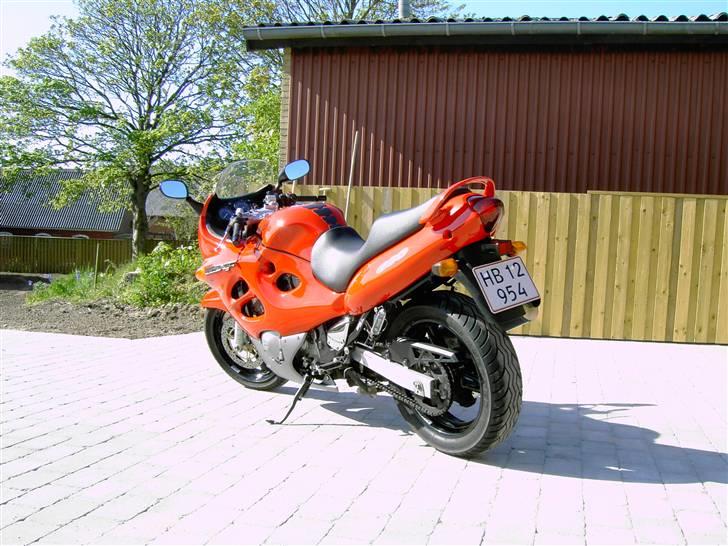 Suzuki GSX600F - lige samlet efter rengøring billede 4
