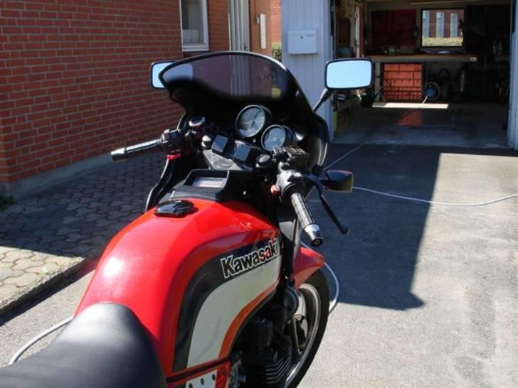 Kawasaki gpz 750 unitrak billede 2