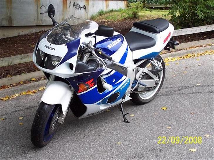 Suzuki GSXR 750 SOLGT billede 1