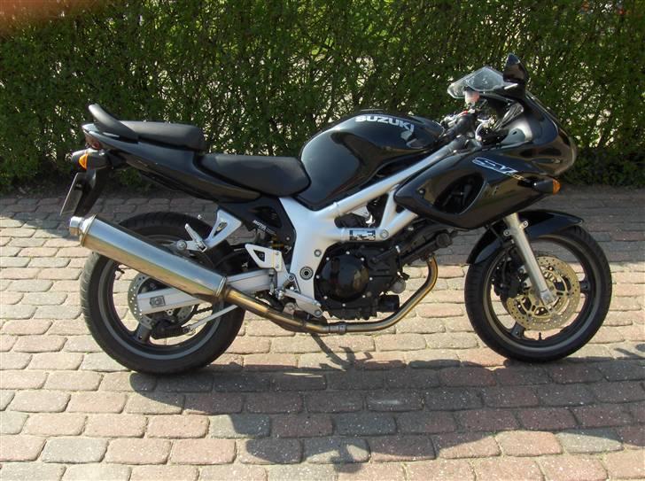Suzuki SV650S *SOLGT* billede 1