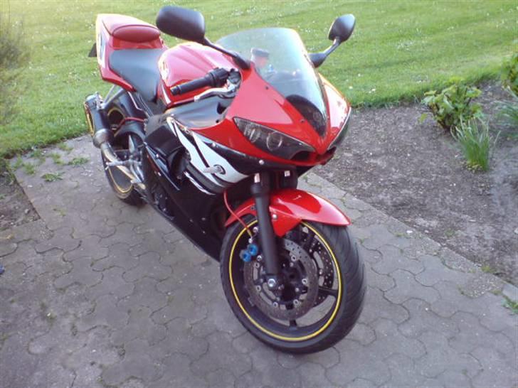 Yamaha r6 billede 15