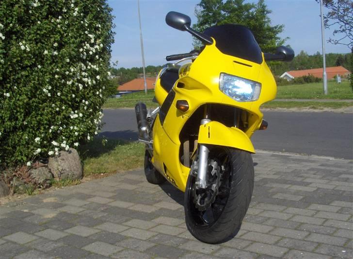 Honda CBR F2 Solgt til Thomas billede 9