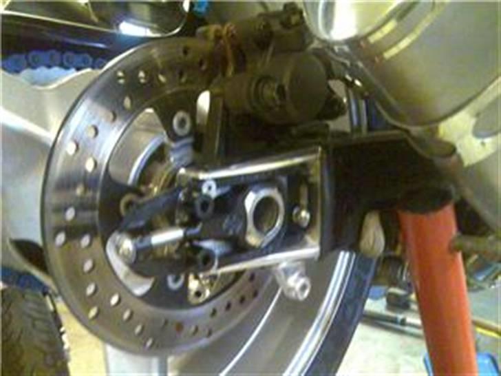 Suzuki SV 996 Standard - Gilles kædestrammere (gammel billed) billede 14