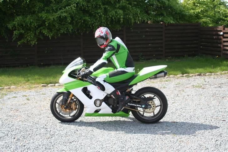 Kawasaki ZX-6RR billede 8