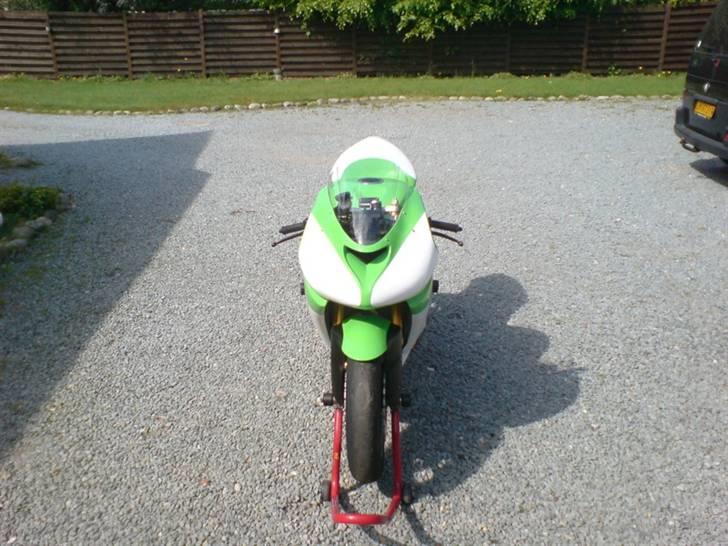 Kawasaki ZX-6RR billede 14