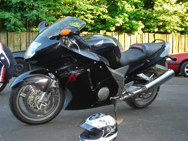 Honda CBR 1100 XX Blackbird billede 3