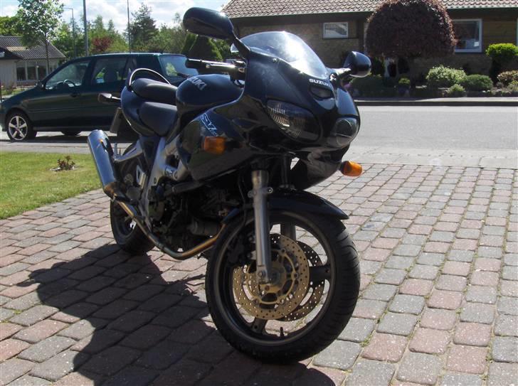 Suzuki SV650S *SOLGT* billede 5