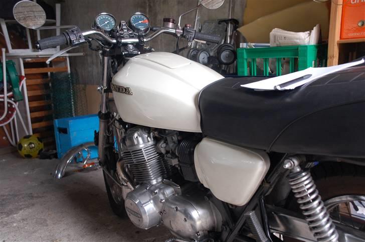 Honda CB750 K7 billede 5