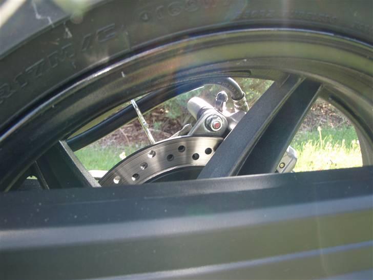 Hyosung GT650R   (SOLGT) billede 9