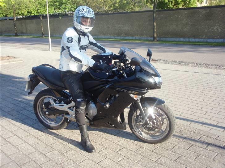 Kawasaki ER-6f ABS - Ny hjelm (X-lite X-801RR) / Ude og øve mig på bremseøvelser billede 12