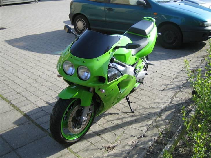 Kawasaki ZXR 750L billede 2