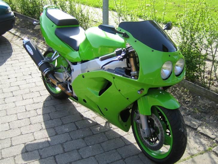 Kawasaki ZXR 750L billede 4