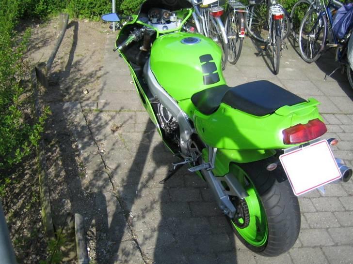 Kawasaki ZXR 750L billede 8